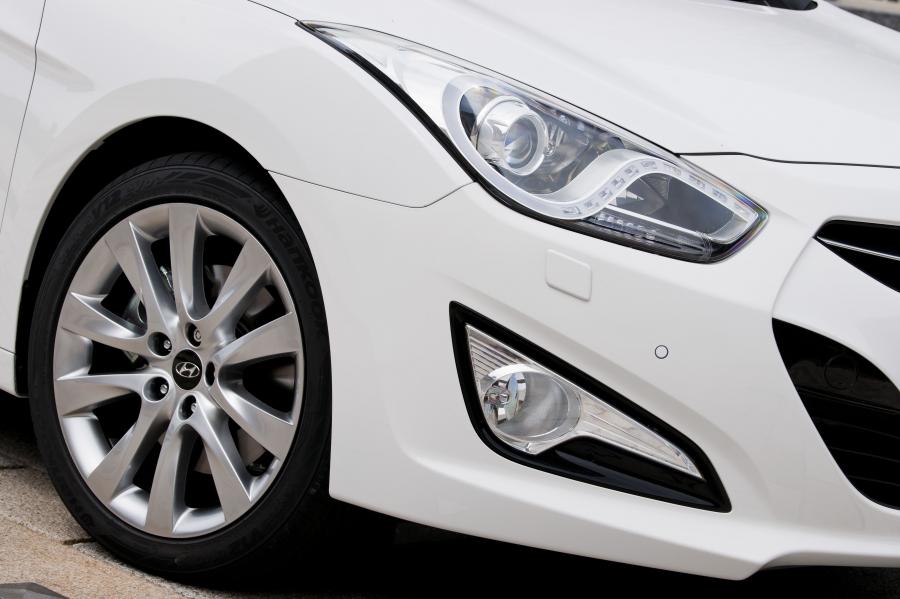  Hyundai i40 Station Wagon CRDi 2011 года  (UK) (фото 99 из 146)